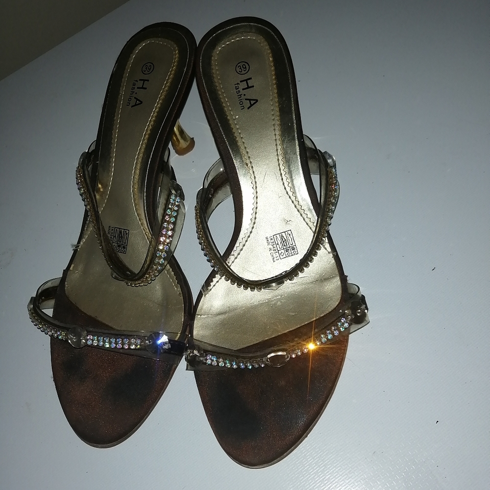 Sandal